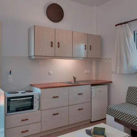 אנטיפארוס Glaros Studios Apartments מראה חיצוני תמונה