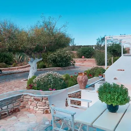 אנטיפארוס Glaros Studios Apartments מראה חיצוני תמונה