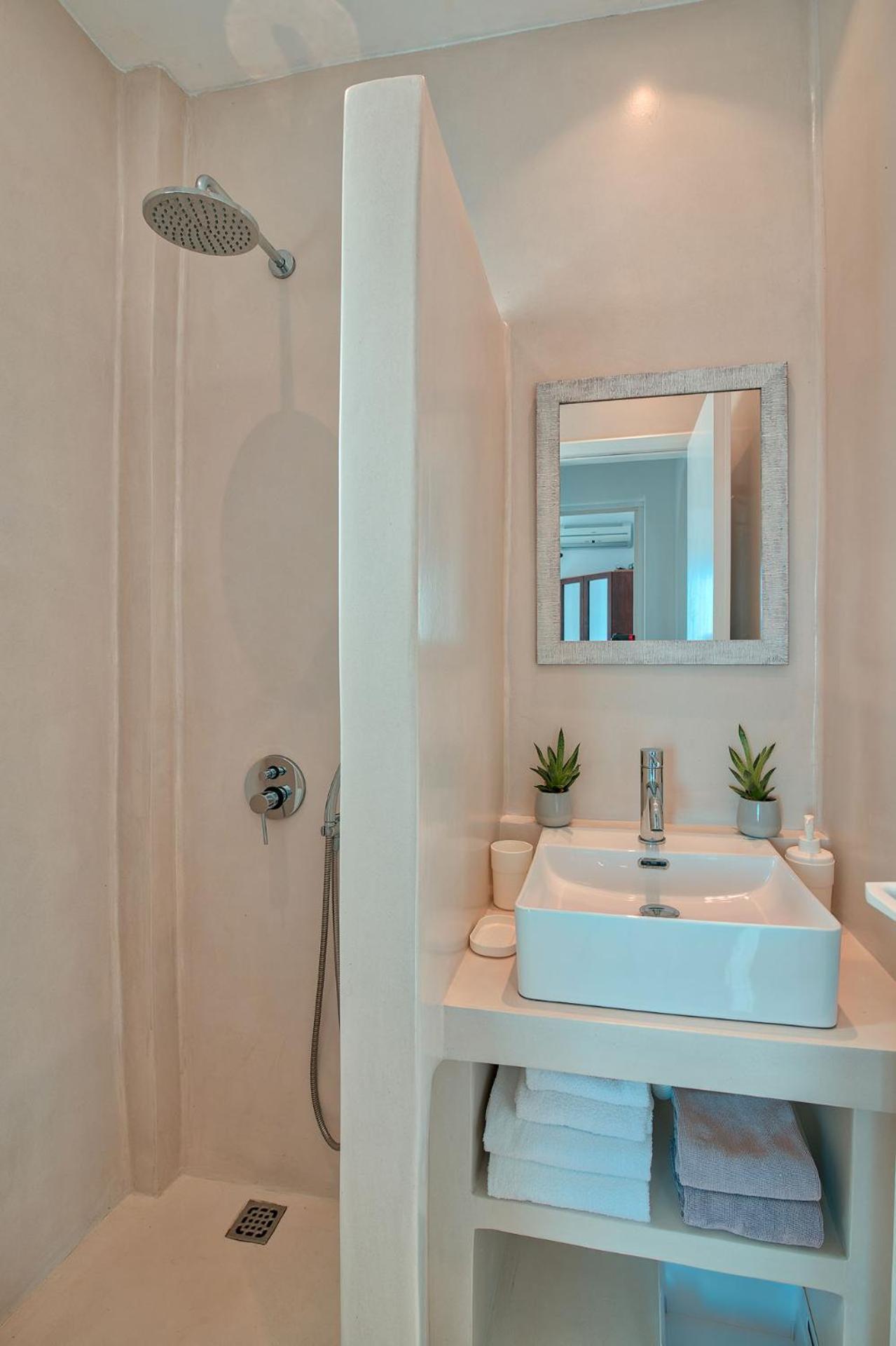 Glaros Apartment Antiparos